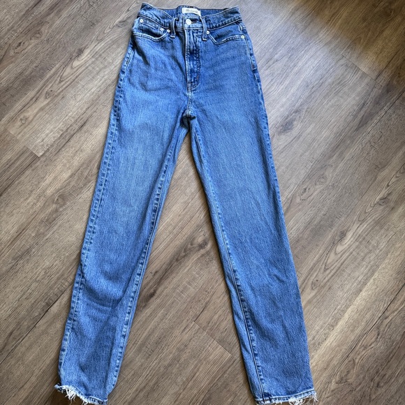 Madewell Denim - Madewell High Rise The Perfect Vintage Straight Jean - Size 23 T Tall